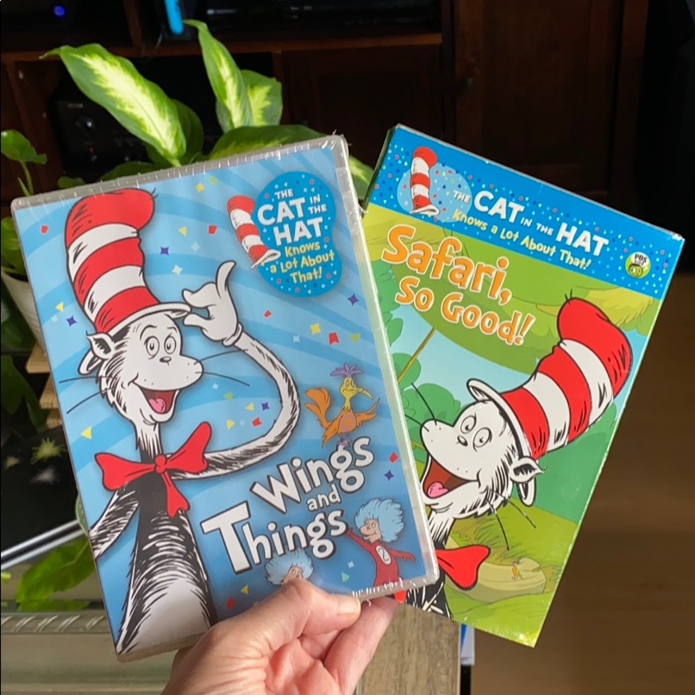 Gift Idea! Cat In The Hat video set!